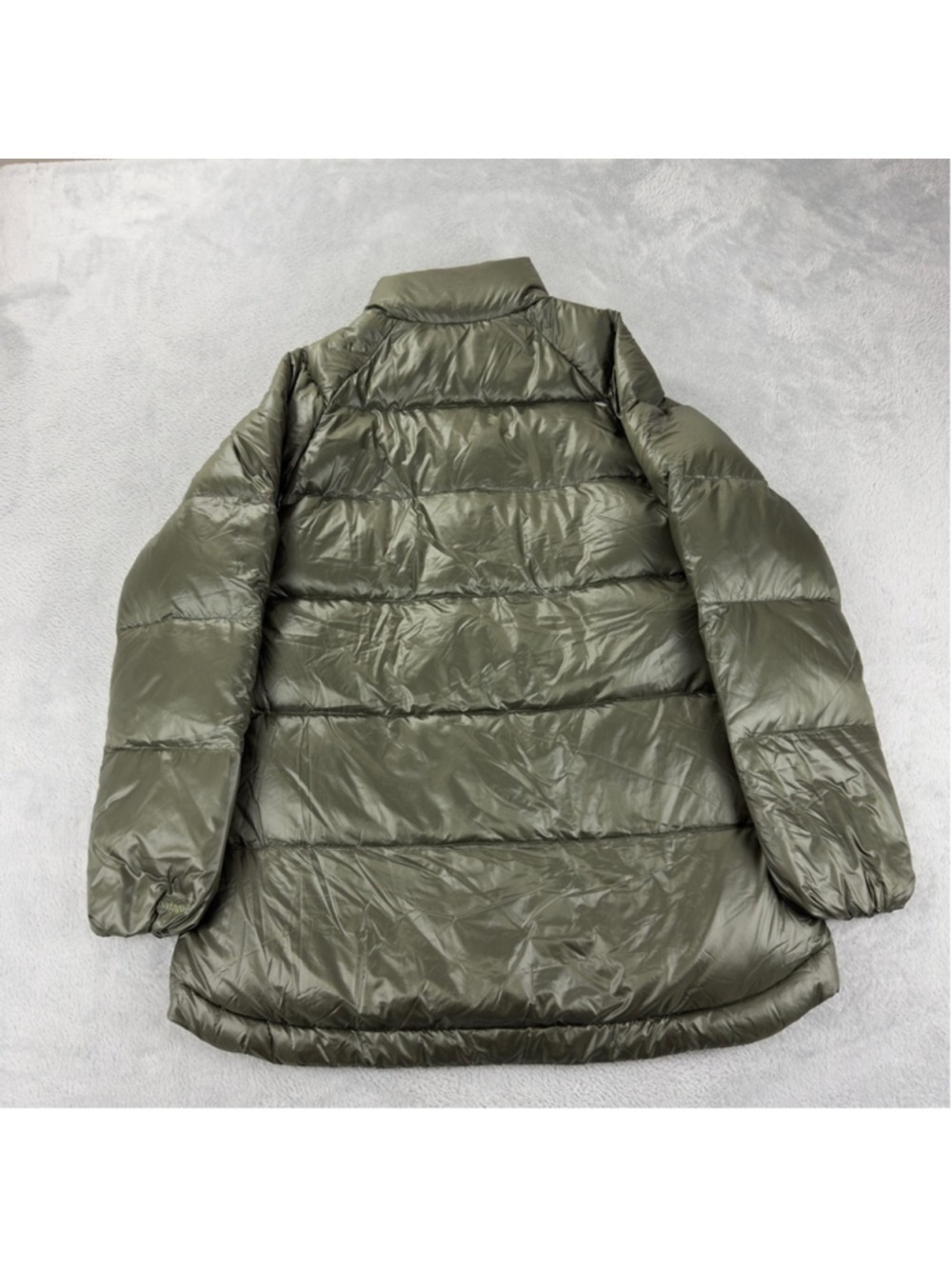 Patagonia NWT Women's Size Small Raven Rocks 75% Down 25% Feathers 28030 - Picture 4 of 13